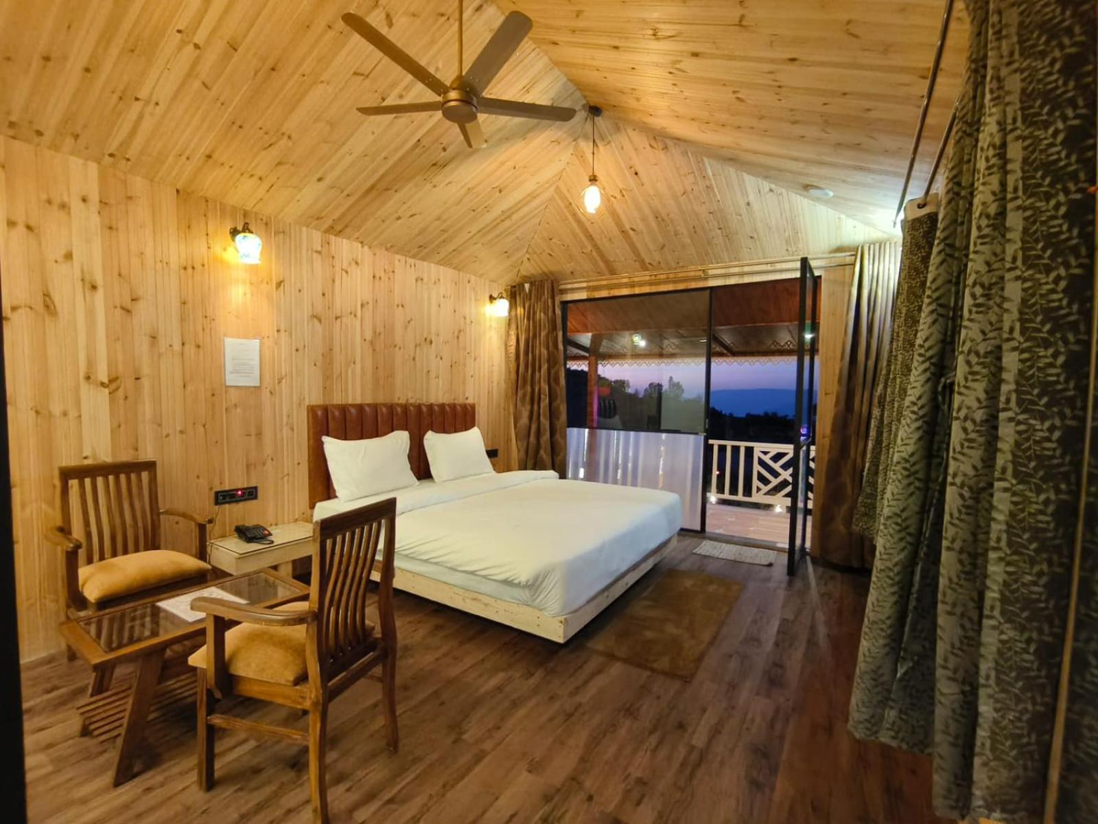 Arc Valley Resort Mahābaleshwar Exteriör bild