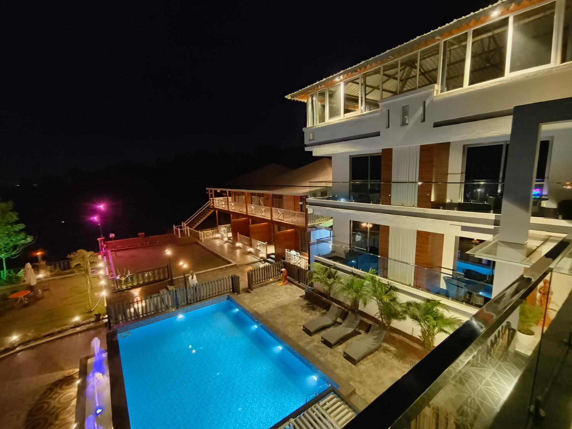 Arc Valley Resort Mahābaleshwar Exteriör bild